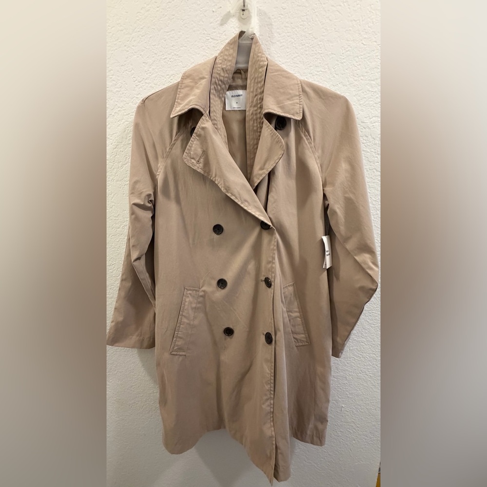 [Old Navy] Classic Tan Double-Breasted Trench Coat